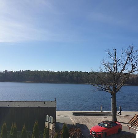Dom Nad Jeziorem Mikolajki Buitenkant foto