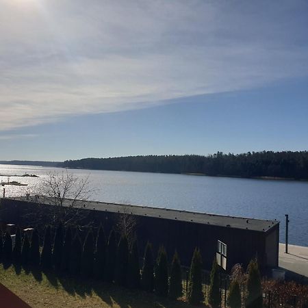 Dom Nad Jeziorem Mikolajki Buitenkant foto